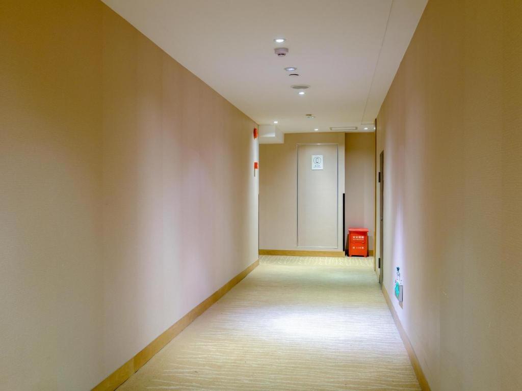 Ji Hotel Shanghai Yan An Road Branch Zewnętrze zdjęcie