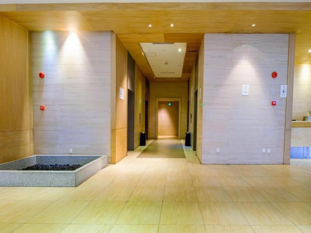 Ji Hotel Shanghai Yan An Road Branch Zewnętrze zdjęcie