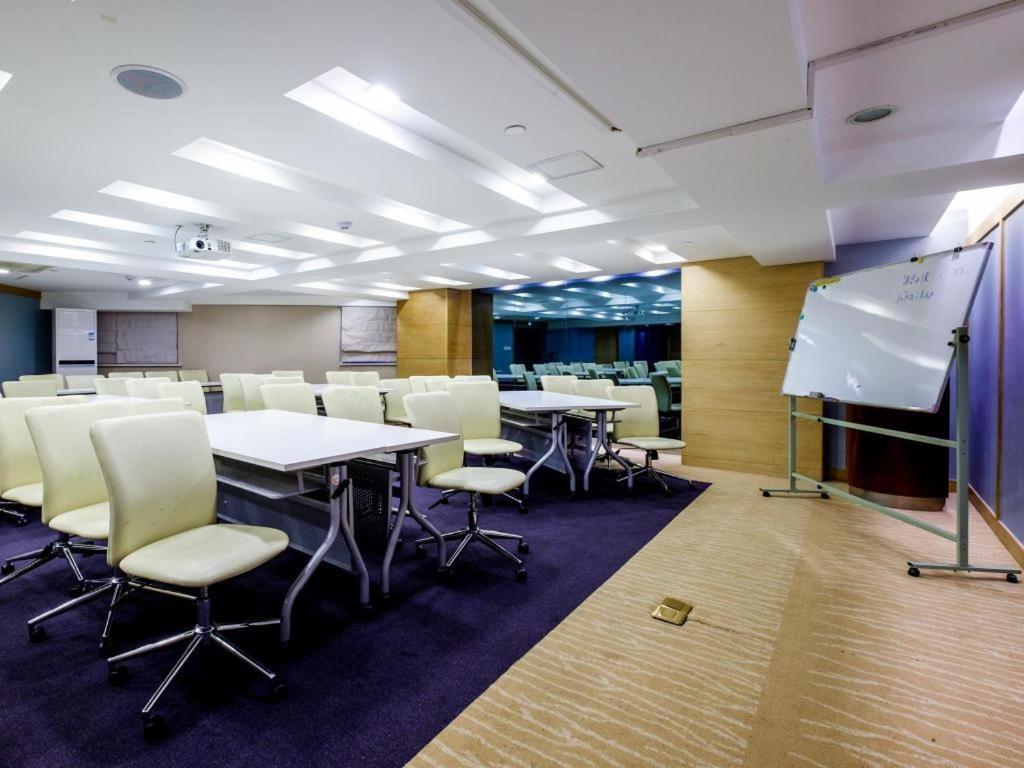 Ji Hotel Shanghai Yan An Road Branch Zewnętrze zdjęcie