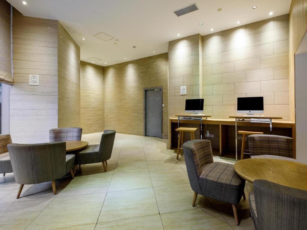 Ji Hotel Shanghai Yan An Road Branch Zewnętrze zdjęcie