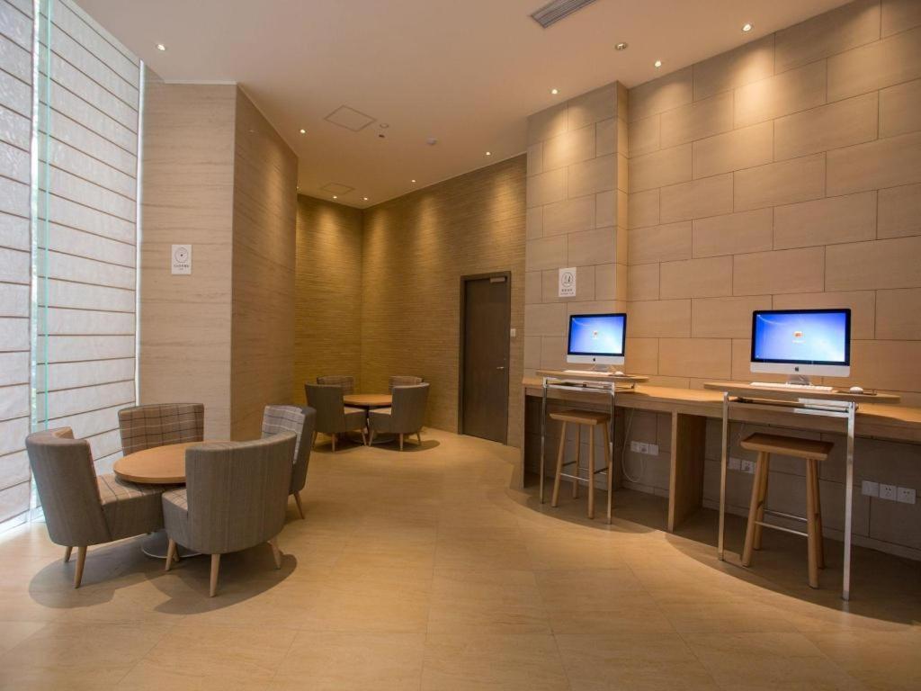 Ji Hotel Shanghai Yan An Road Branch Zewnętrze zdjęcie