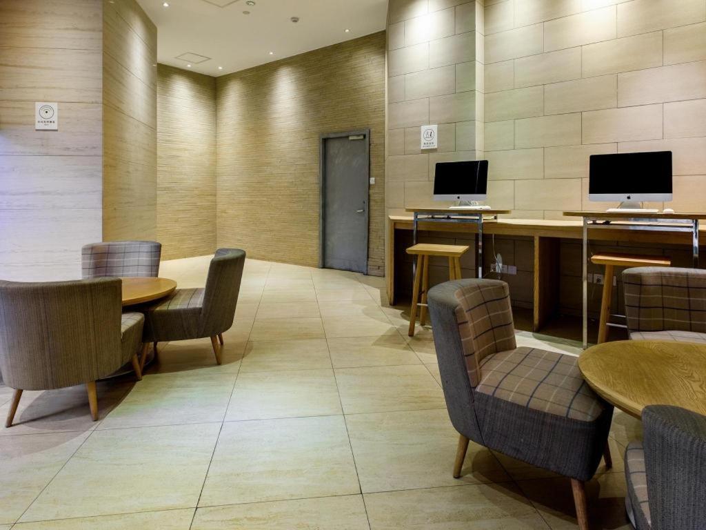 Ji Hotel Shanghai Yan An Road Branch Zewnętrze zdjęcie